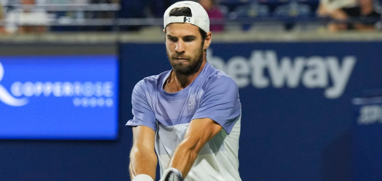 Khachanov Rallies Past Zverev to Reach Toronto Final