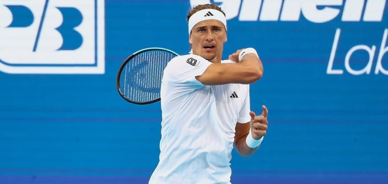 Alexander Zverev suffers health scare in Cincinnati Open semifinal