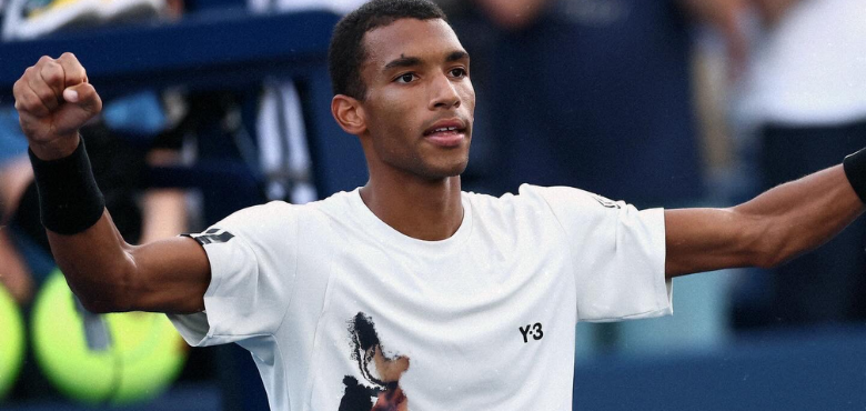 Auger-Aliassime Shocks Zverev to Storm Into US Open Quarters
