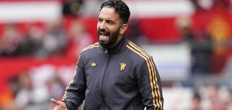 Paul Scholes Slams Manchester United Transfers and Amorim’s 3-4-3 Tactics