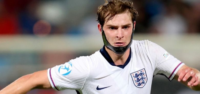 Alex Scott Misses England Squad Selection